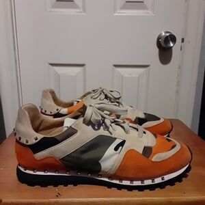 Valentino Garavani Rockrunner Stud